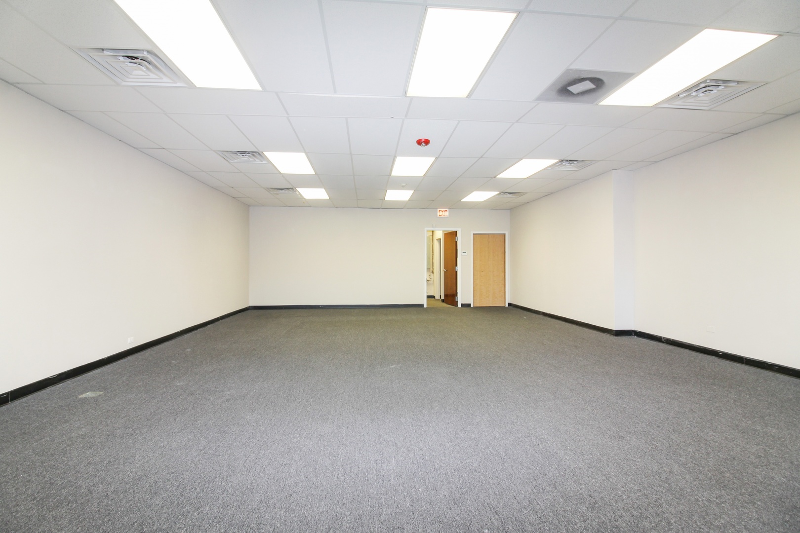 110 S Neltnor Boulevard 6 Property Photo 16
