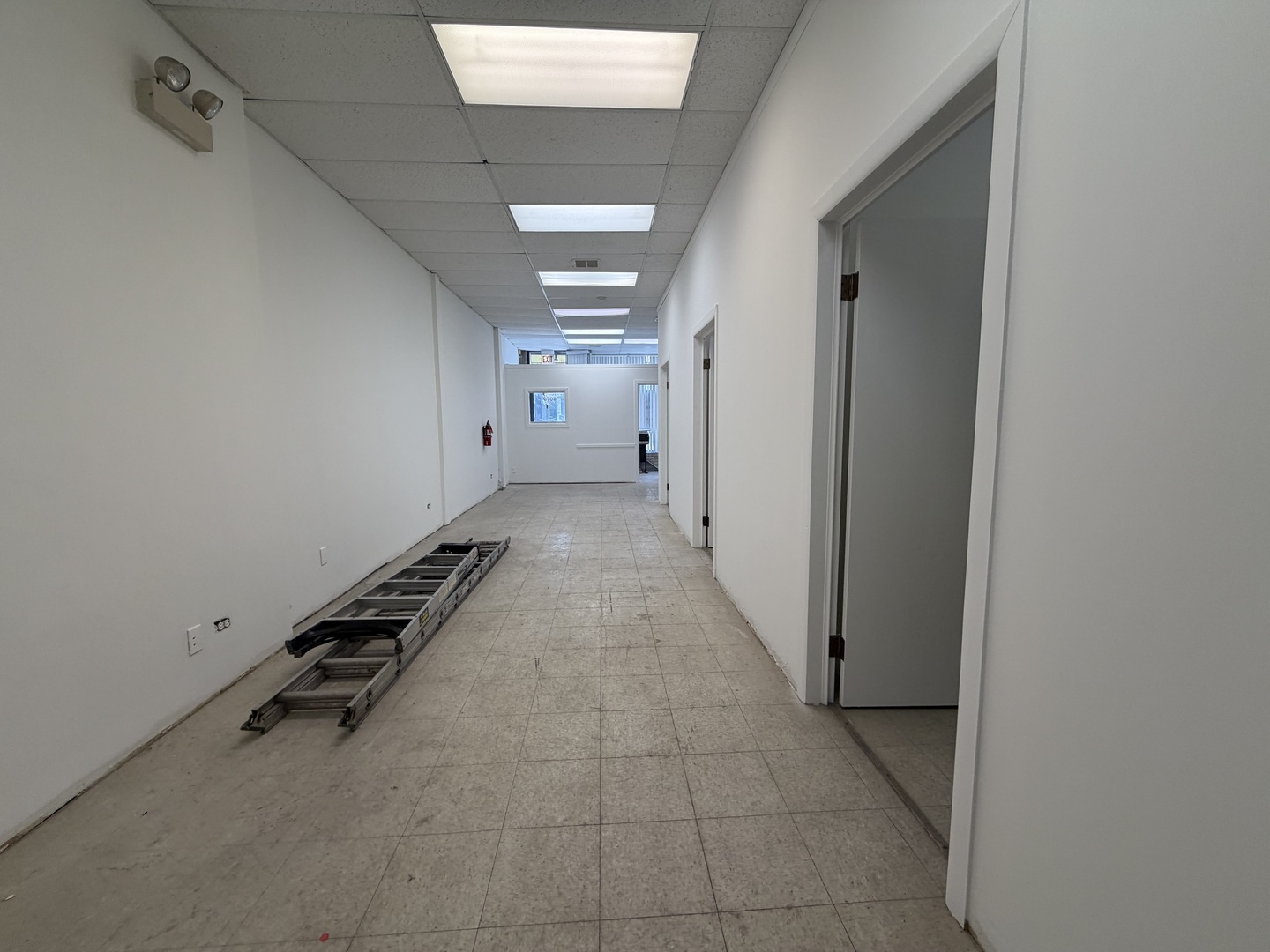 4075 N Broadway Street 4079-81 Property Photo 12