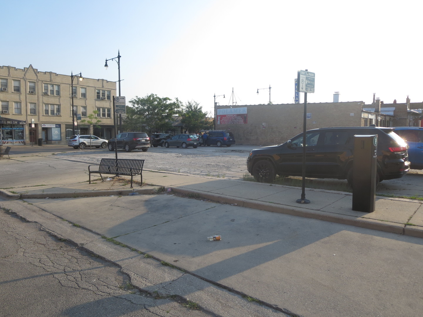 5500-14 W Belmont Avenue Property Photo 7