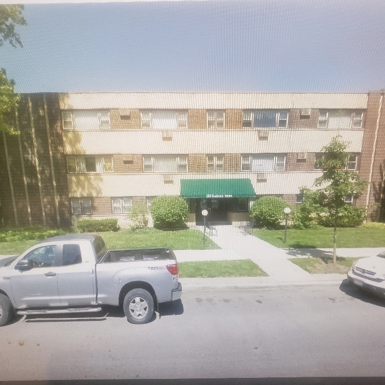 222 Washington Boulevard P-14 Property Photo 2