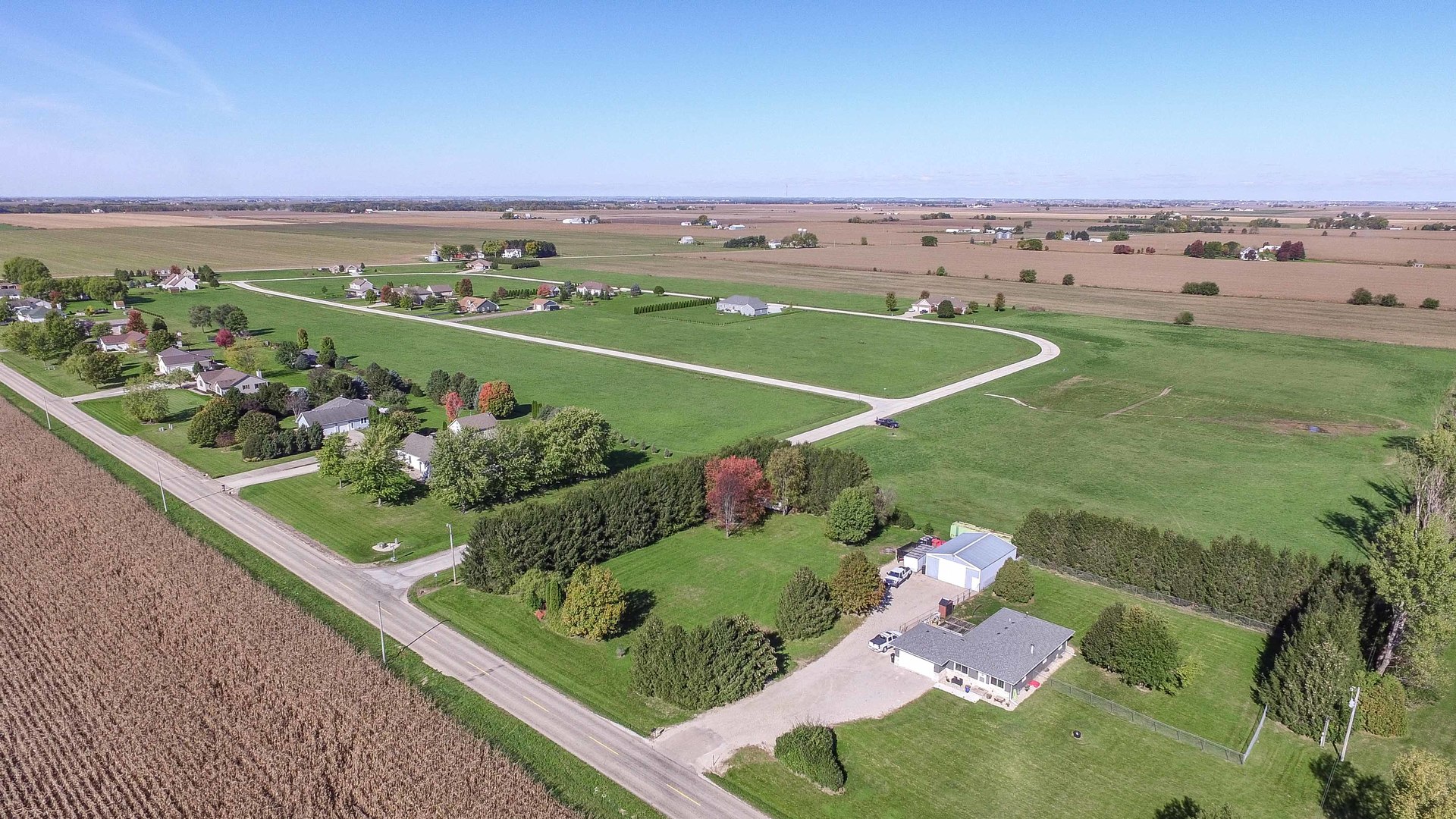 2420 N 4210th Road Property Photo 8