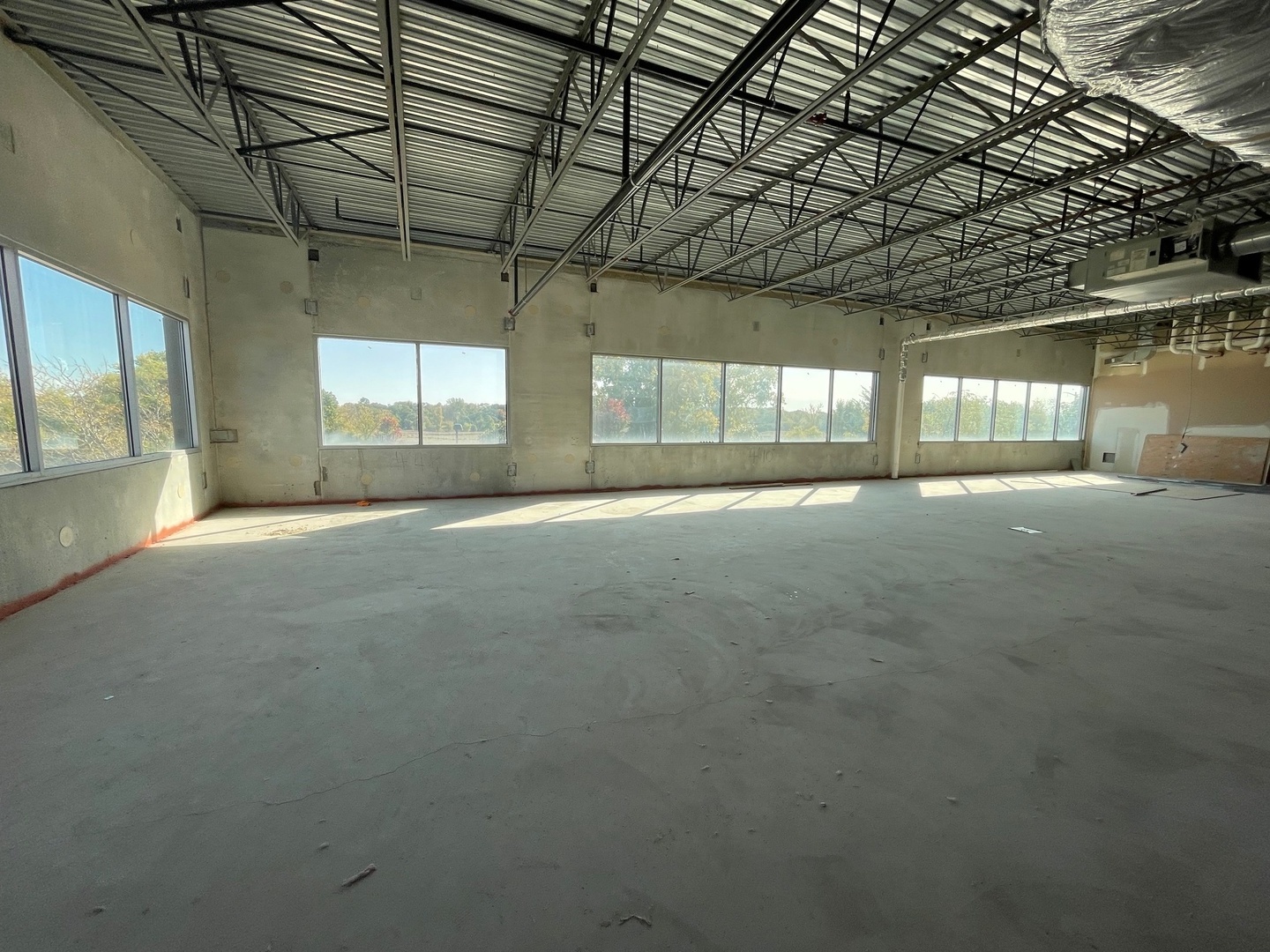 28160 W Northwest Highway Property Photo 6