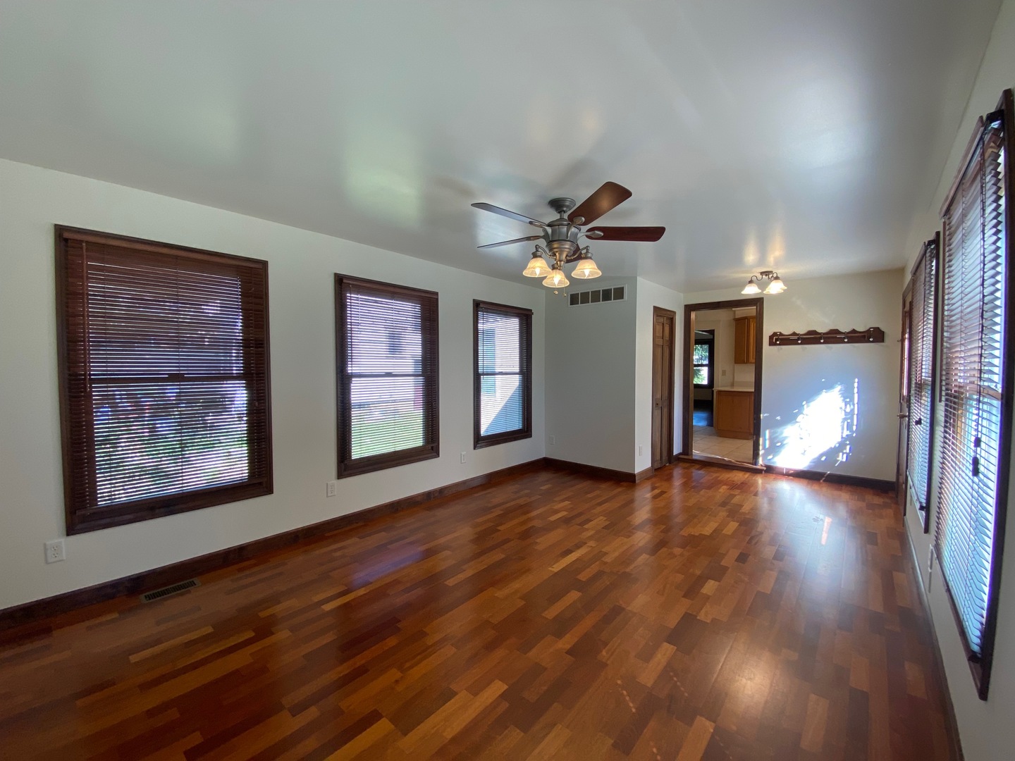 409 Phoenix Avenue Property Photo 14