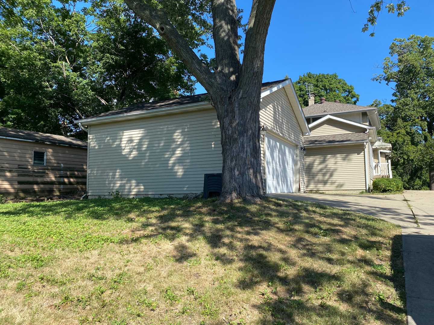 409 Phoenix Avenue Property Photo 33