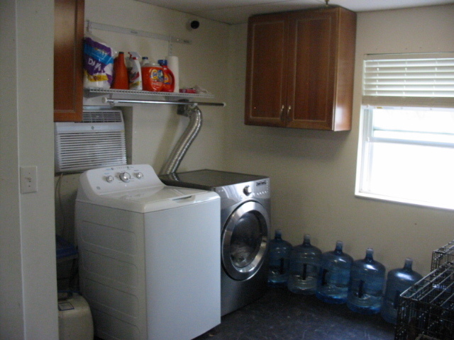 220 Honey Lake Court Property Photo 18