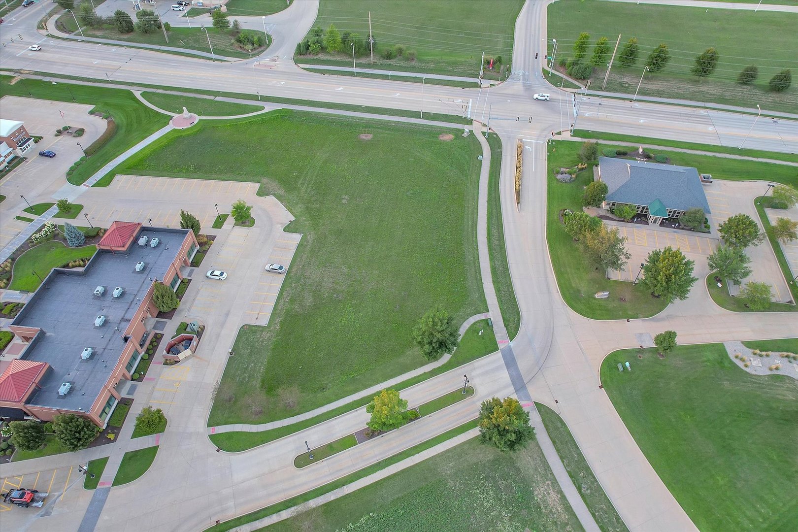 2730 Philo Road Property Photo 4