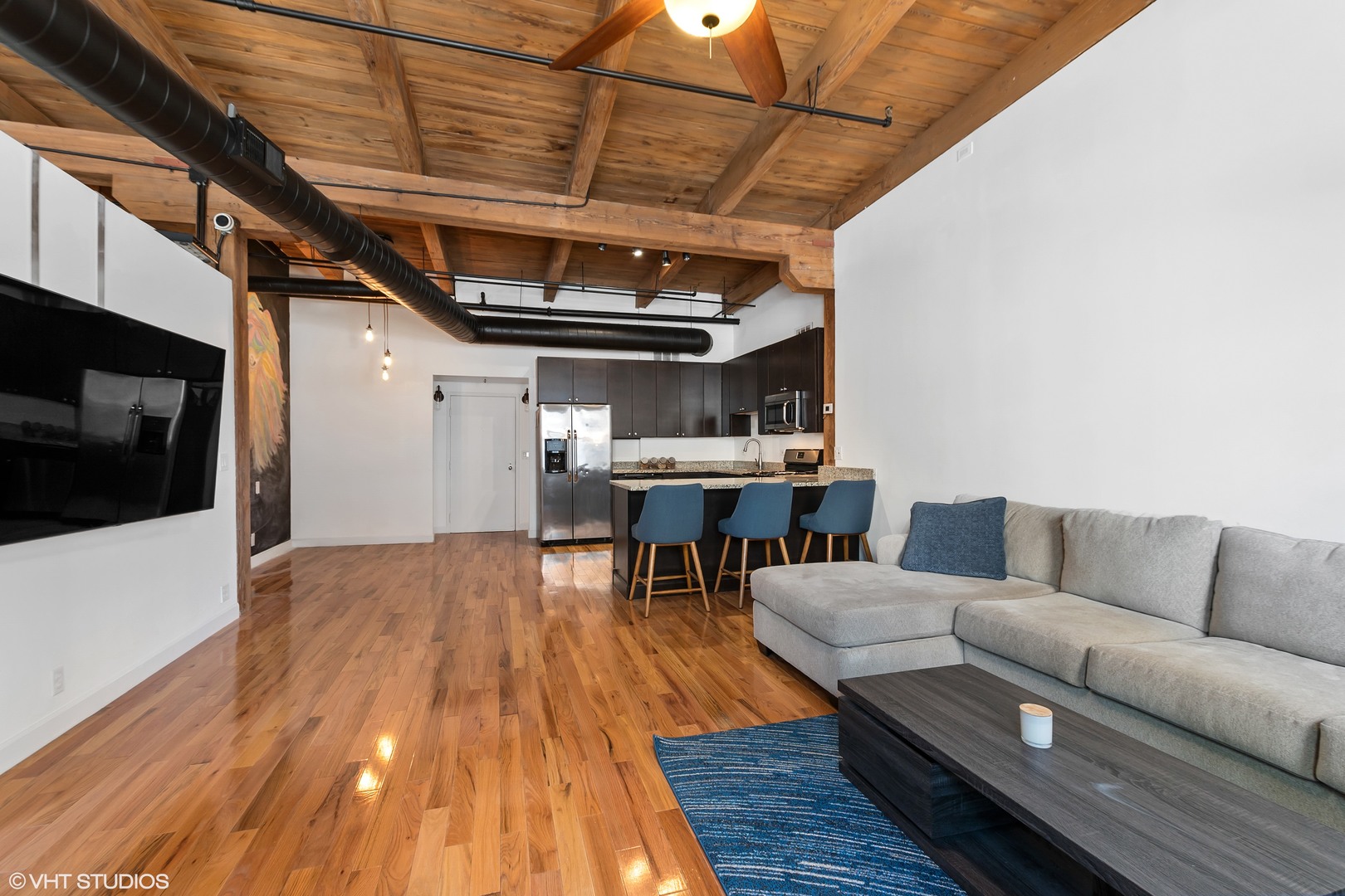 S 900 Wabash Avenue 704 Property Photo 4
