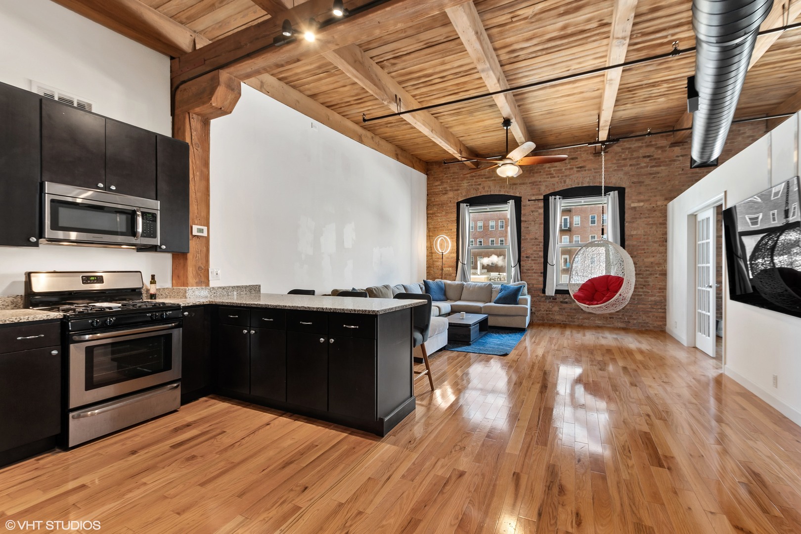 S 900 Wabash Avenue 704 Property Photo 7