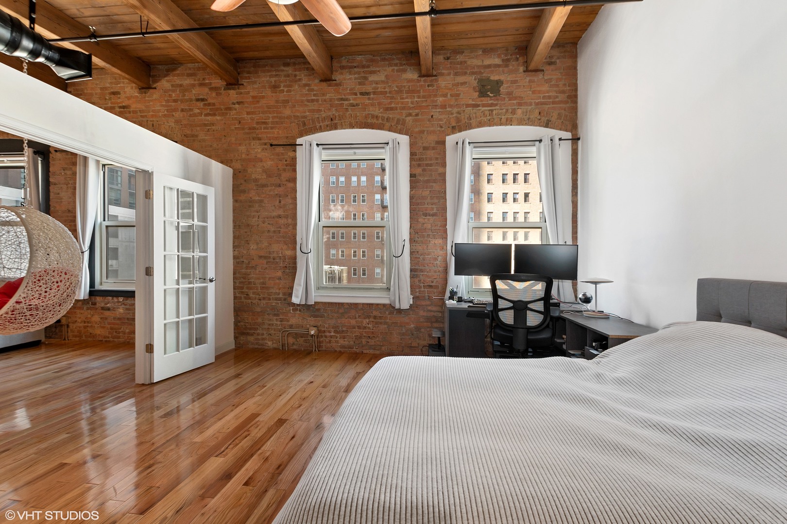 S 900 Wabash Avenue 704 Property Photo 9