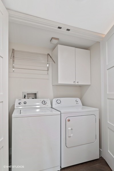 N 950 Michigan Avenue 4304 Property Photo 15