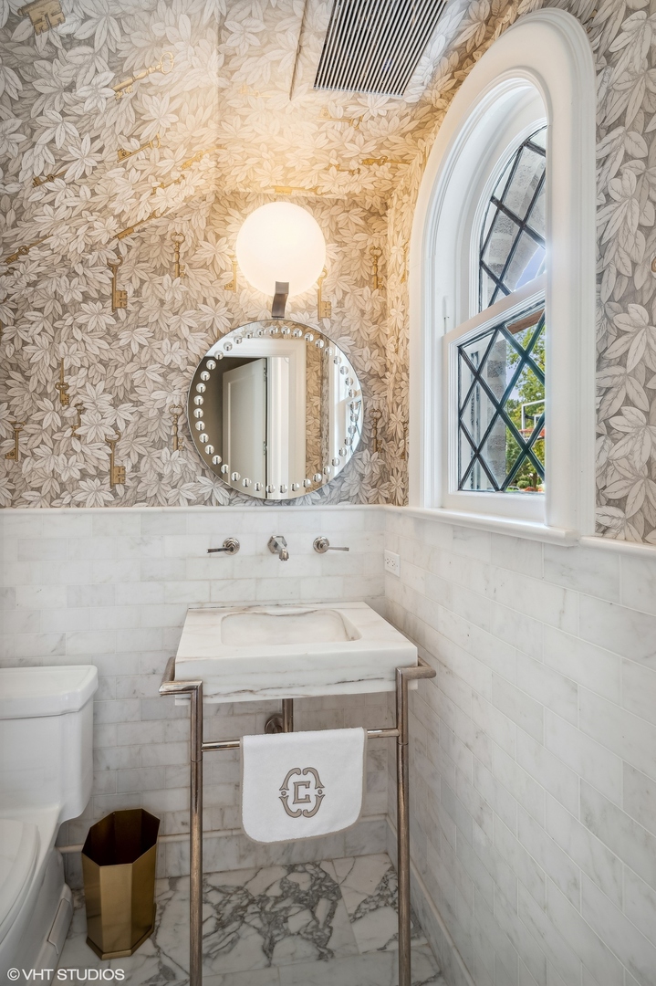 157 Woodstock Avenue Property Photo 45