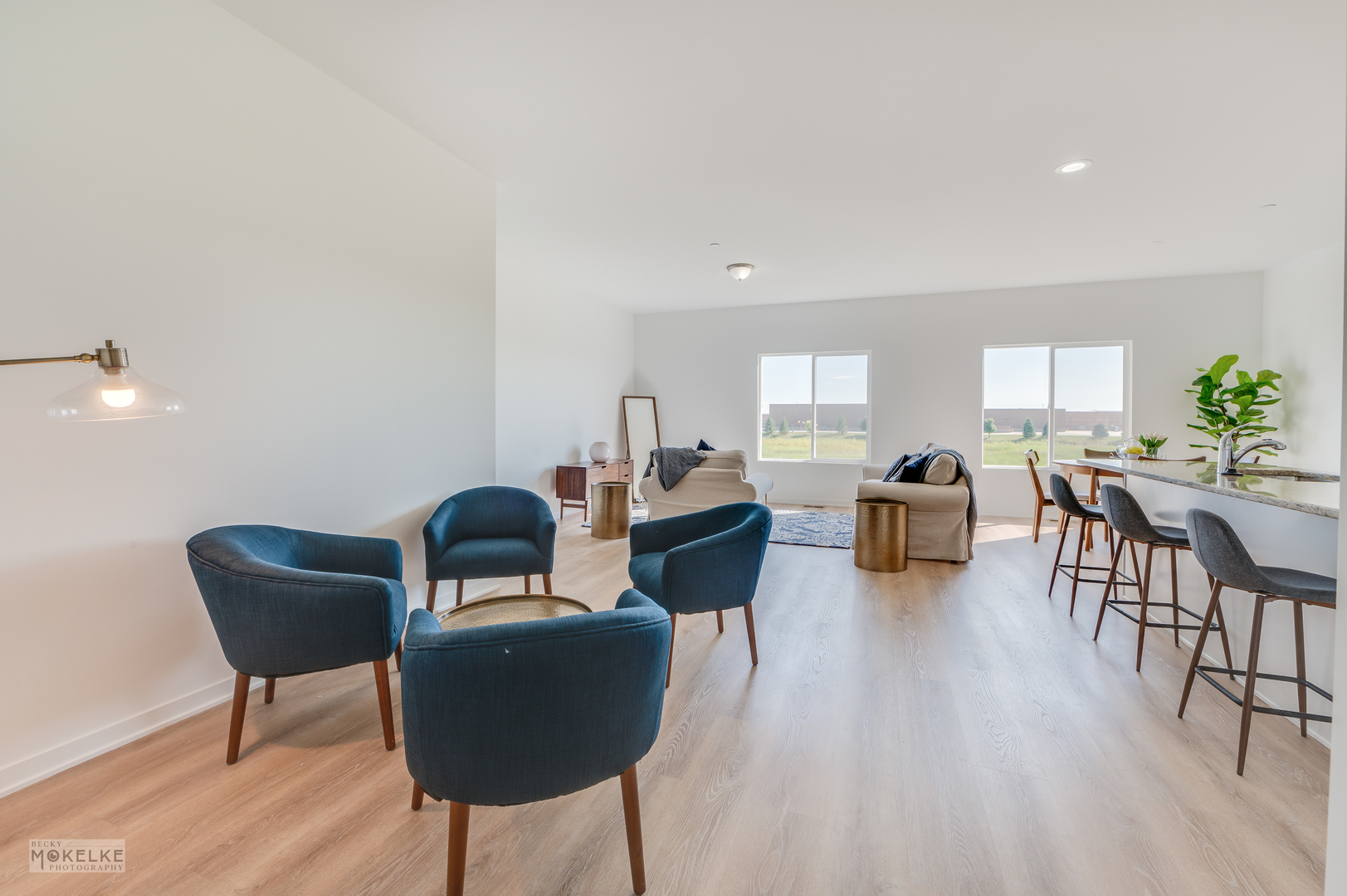 944 Gillespie Lane Property Photo 8