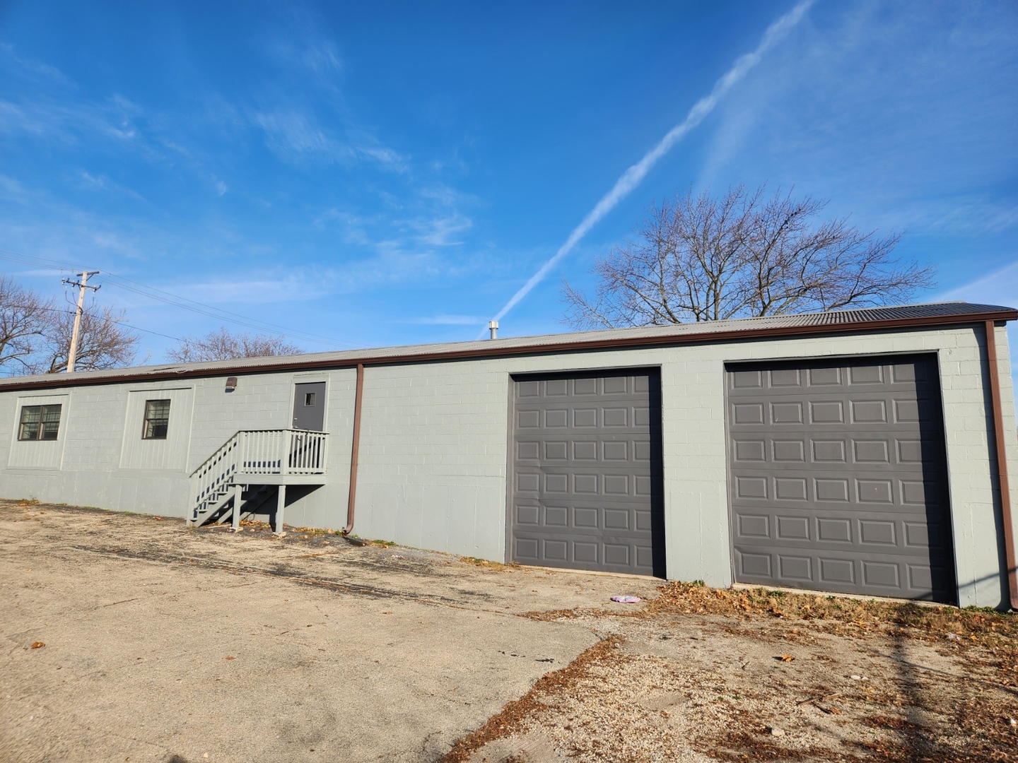 248 S Highland Avenue Property Photo 3