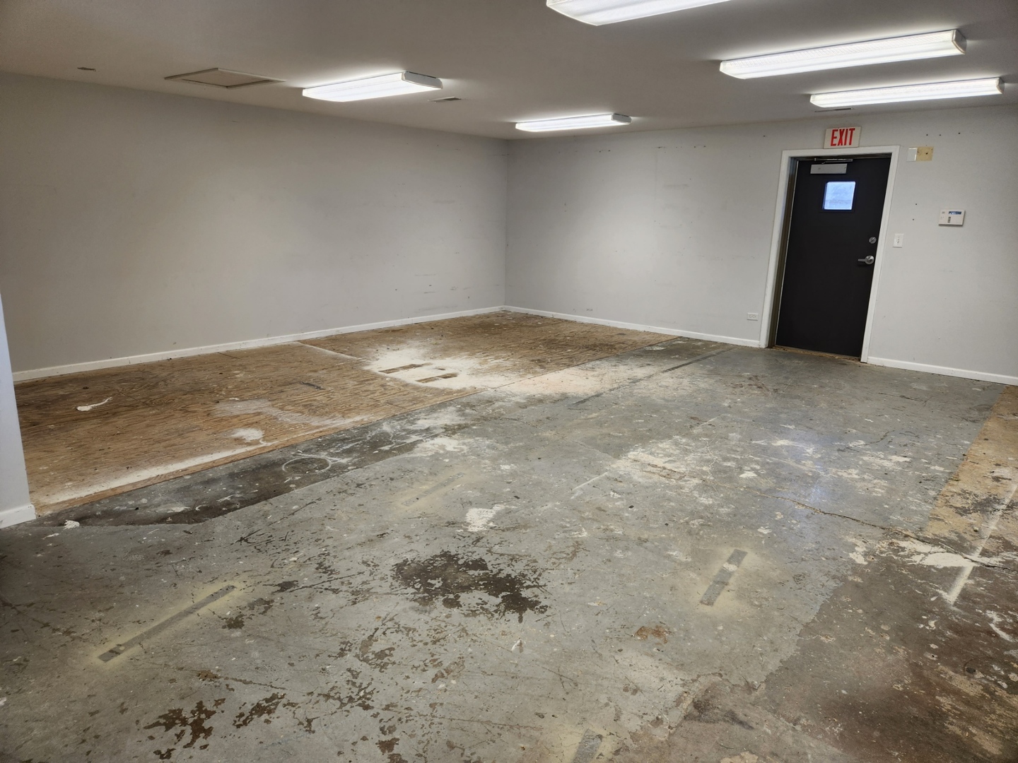248 S Highland Avenue Property Photo 6