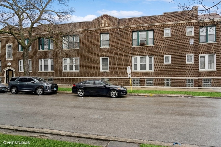 4954-56 W Augusta Boulevard Property Photo 5