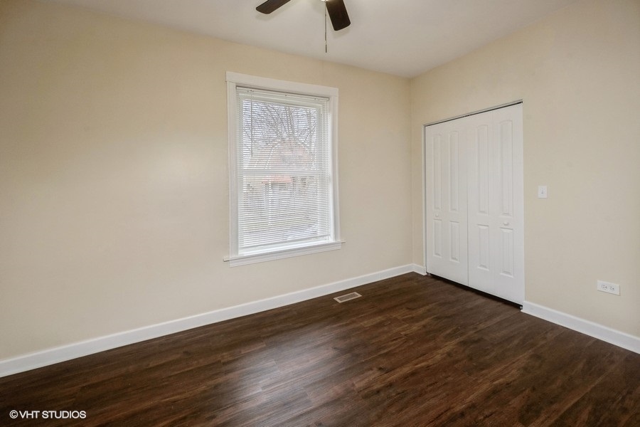 4954-56 W Augusta Boulevard Property Photo 12