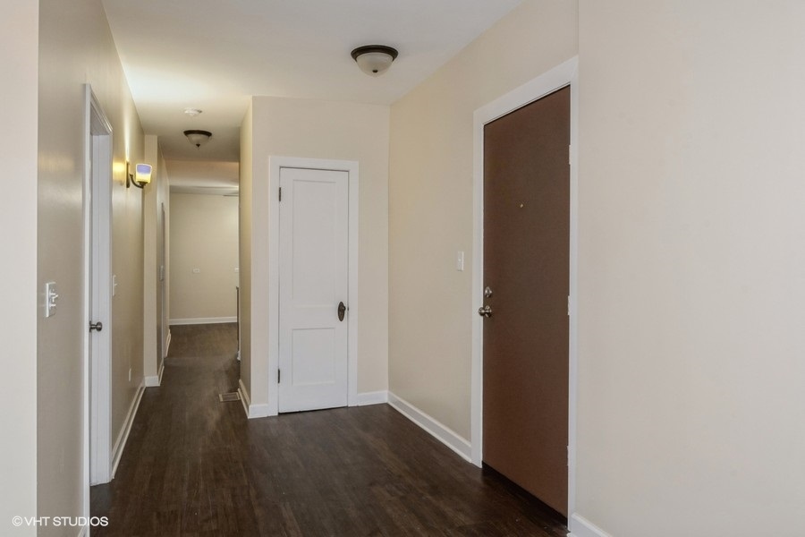 4954-56 W Augusta Boulevard Property Photo 19