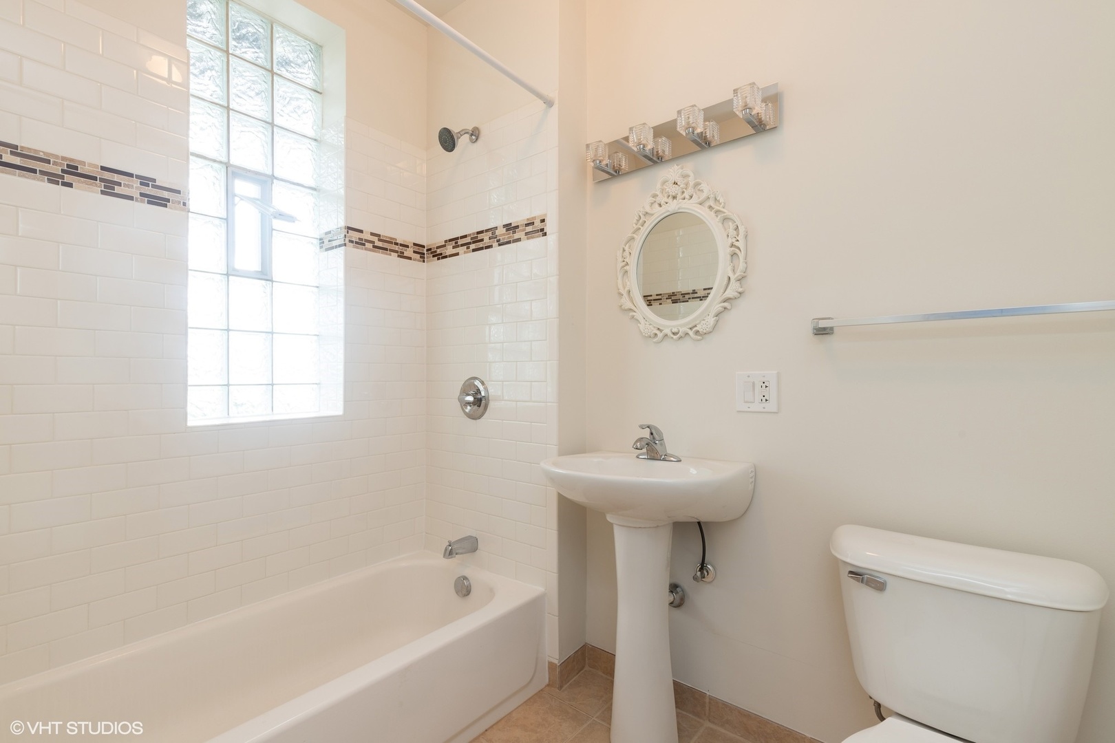 4954-56 W Augusta Boulevard Property Photo 25