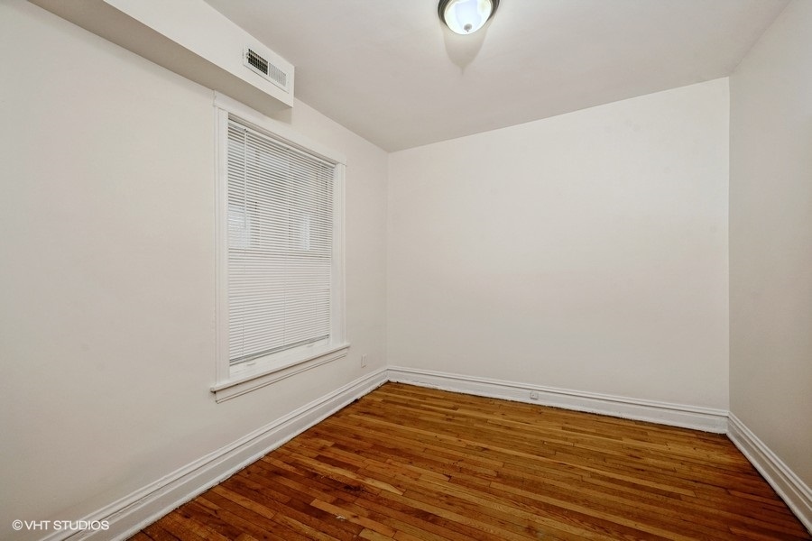 4954-56 W Augusta Boulevard Property Photo 30