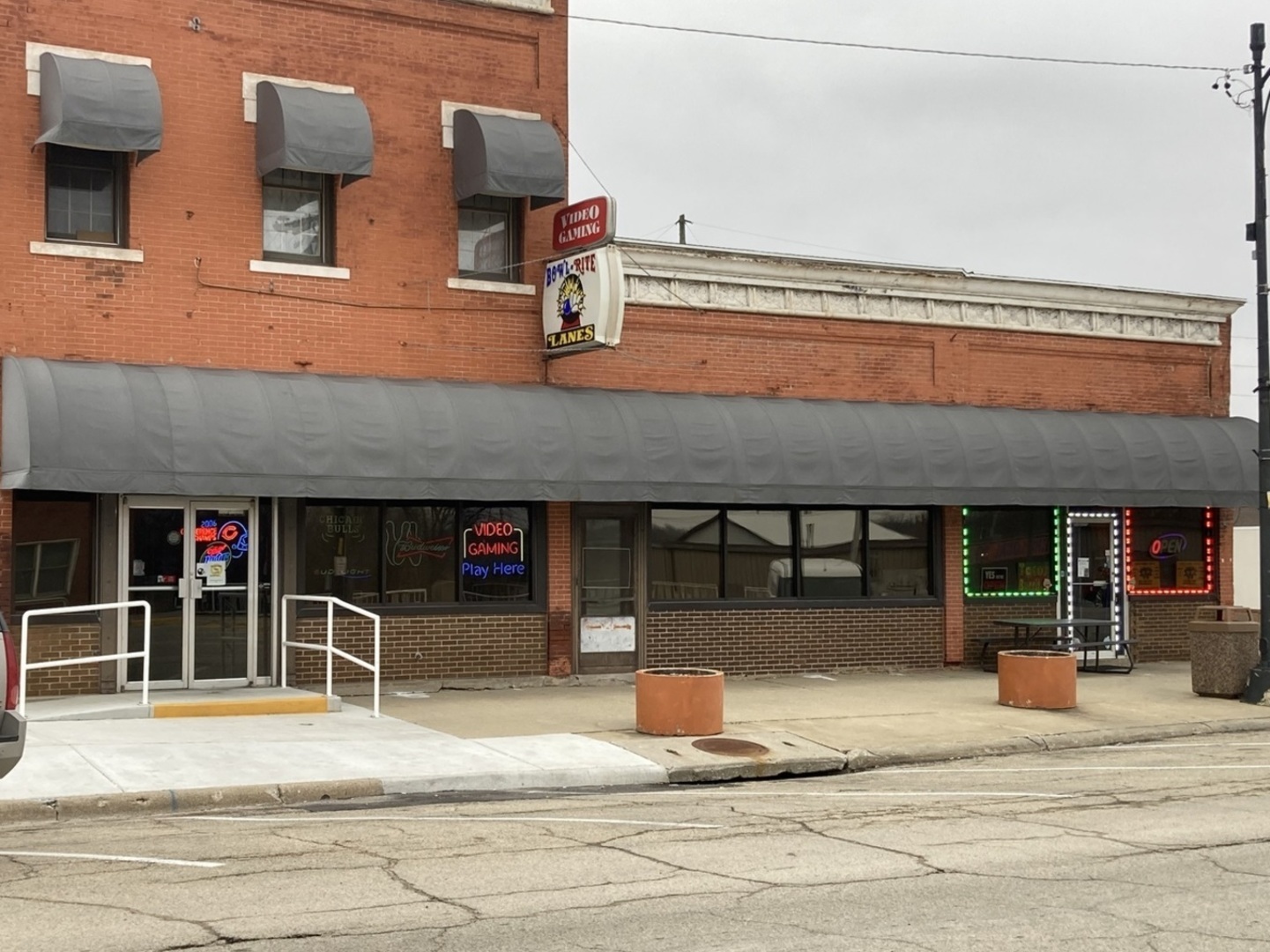 331 Main Street