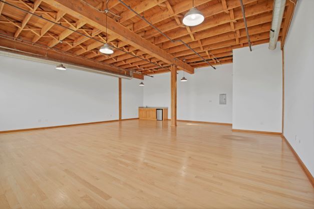 1806 W Cuyler Ave Property Photo 8