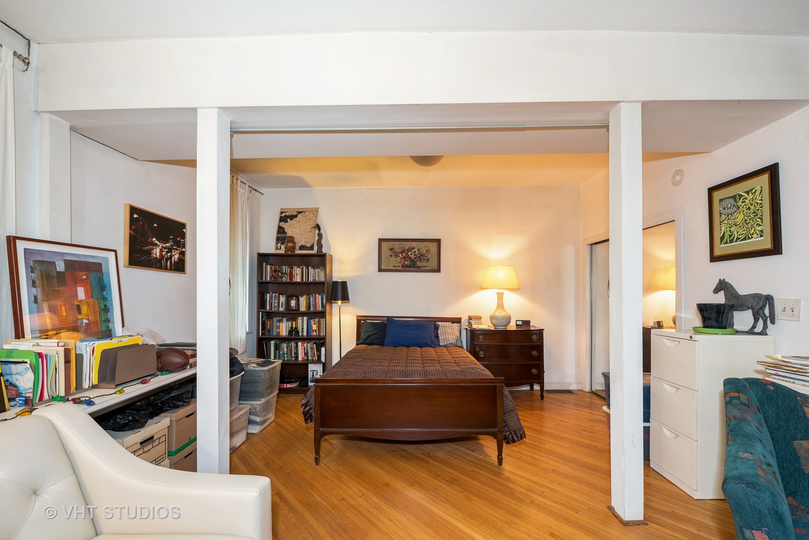 512 N Leavitt Street Property Photo 6