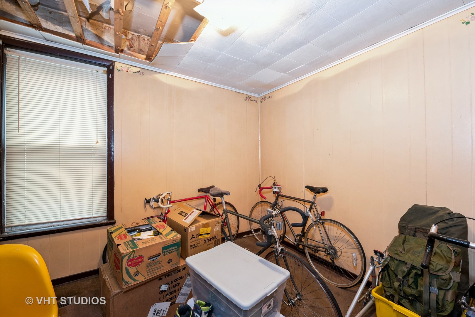 512 N Leavitt Street Property Photo 10