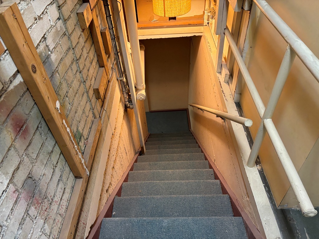 1609 A Chicago Avenue Property Photo 7