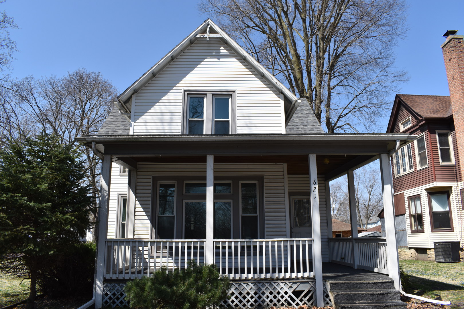621 S Mill Street Property Photo 1