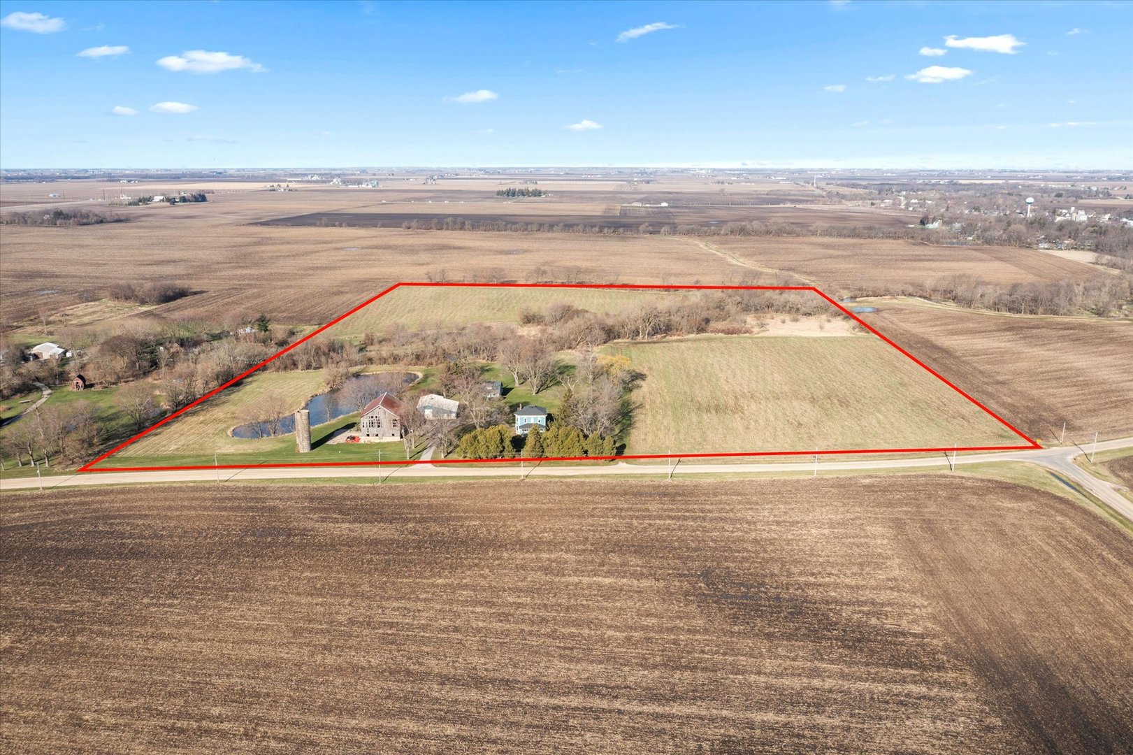 E 8865 Sandwich Road Property Photo