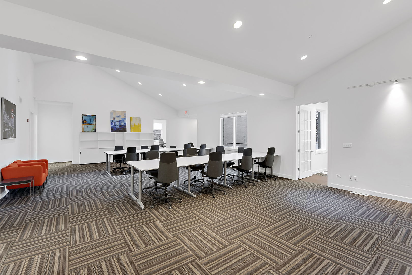 6 Executive Court Property Photo 15
