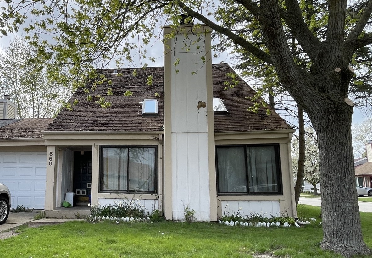 2s660 Harvard Drive Property Photo 2