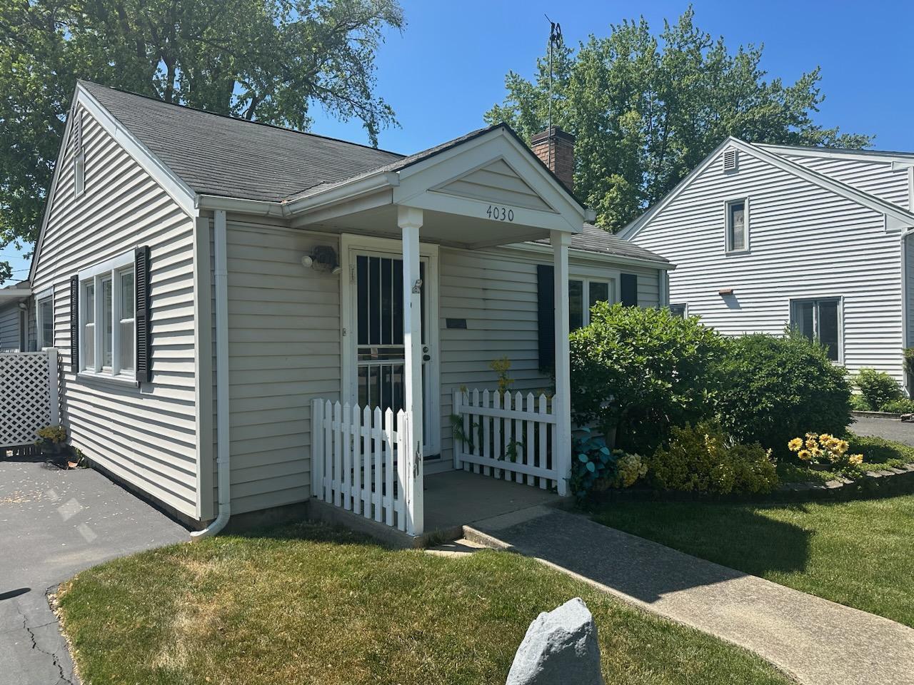 4030 Lincoln Street Property Photo