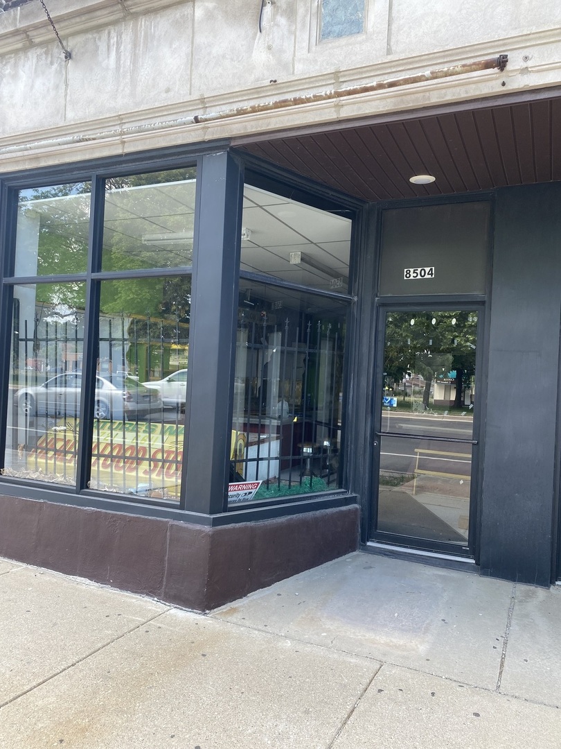 8504 S Stony Island Avenue Property Photo 1