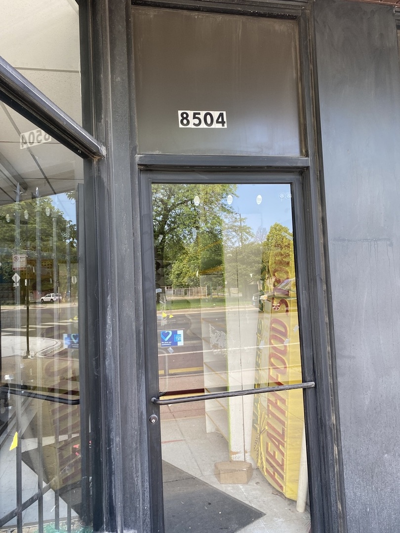 8504 S Stony Island Avenue Property Photo 2