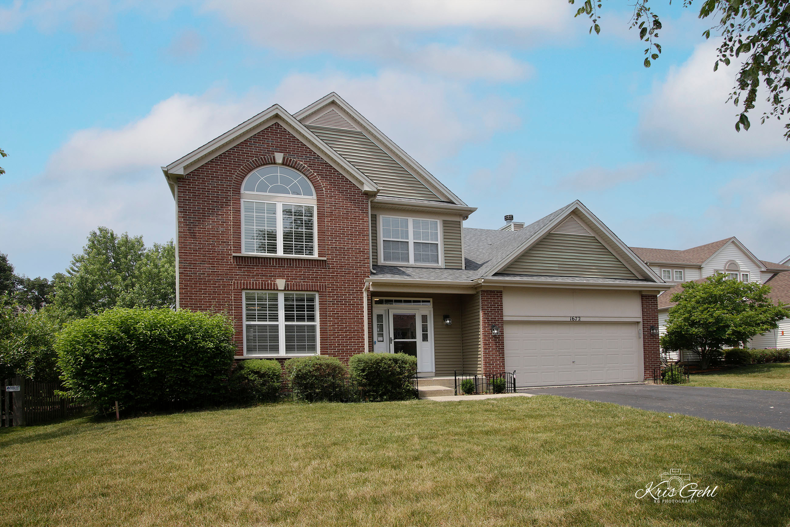 1672 Vista Lake Drive Property Photo 1