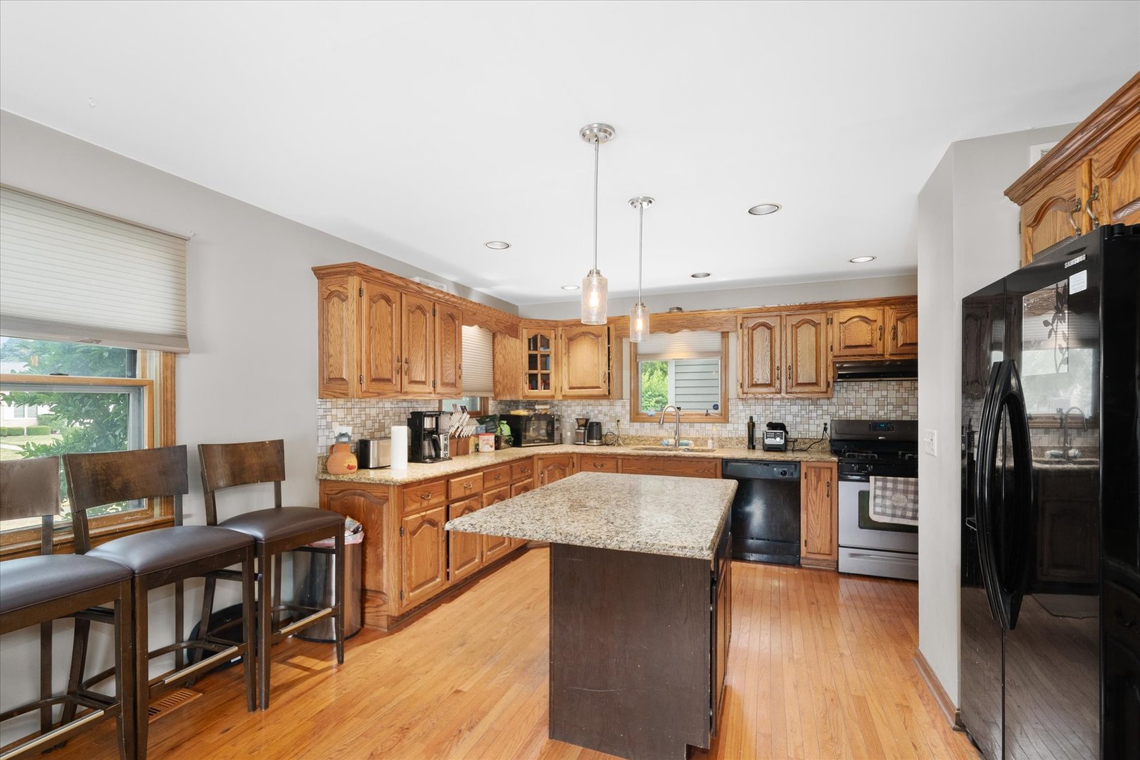 561 Donald Street Property Photo 5
