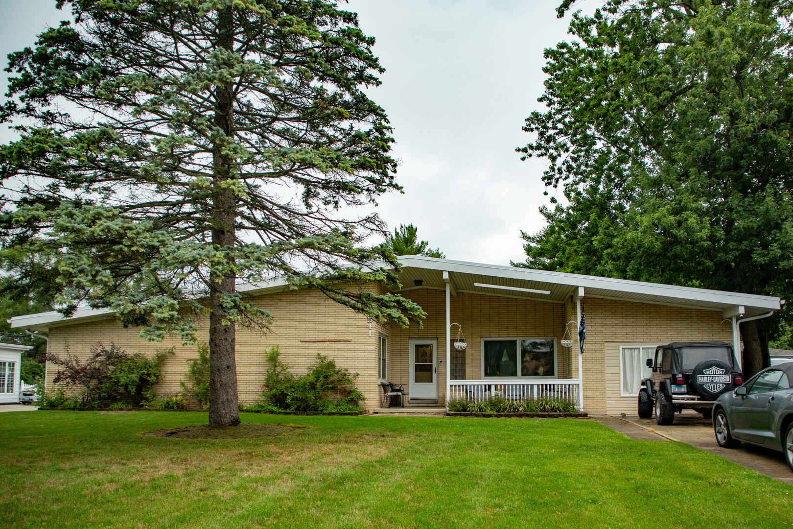 541 Miller Street Property Photo
