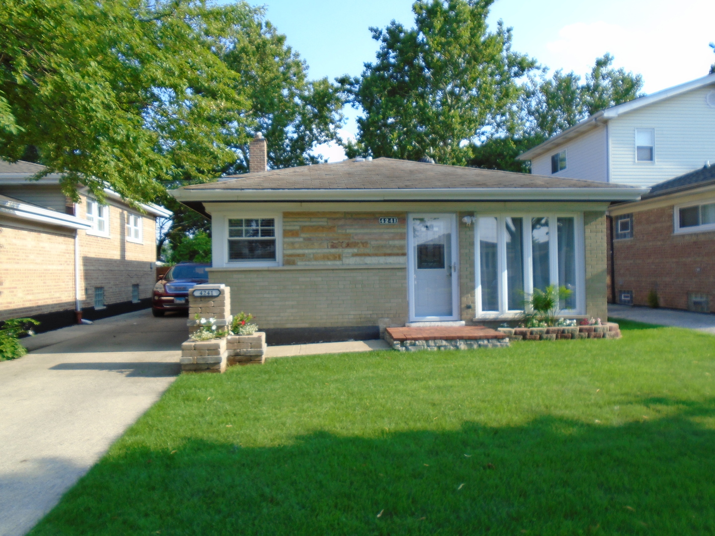 W 4241 78th Street Property Photo