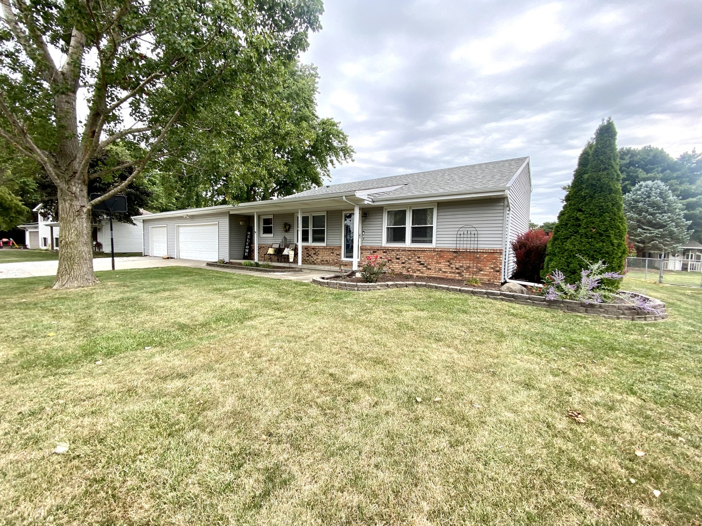 1206 Meadow Lane Property Photo