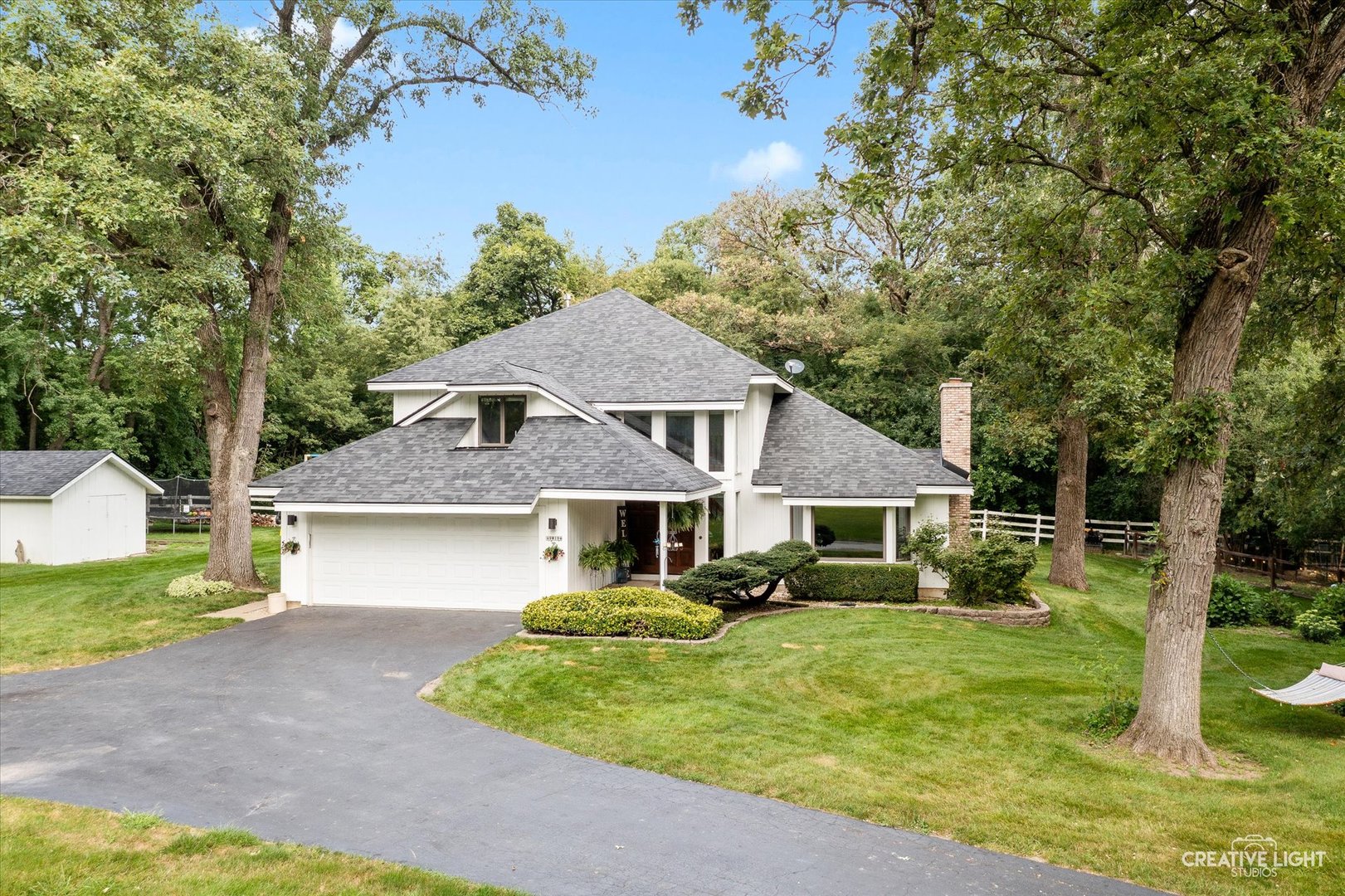 49w194 Deer Ridge Path Property Photo 4
