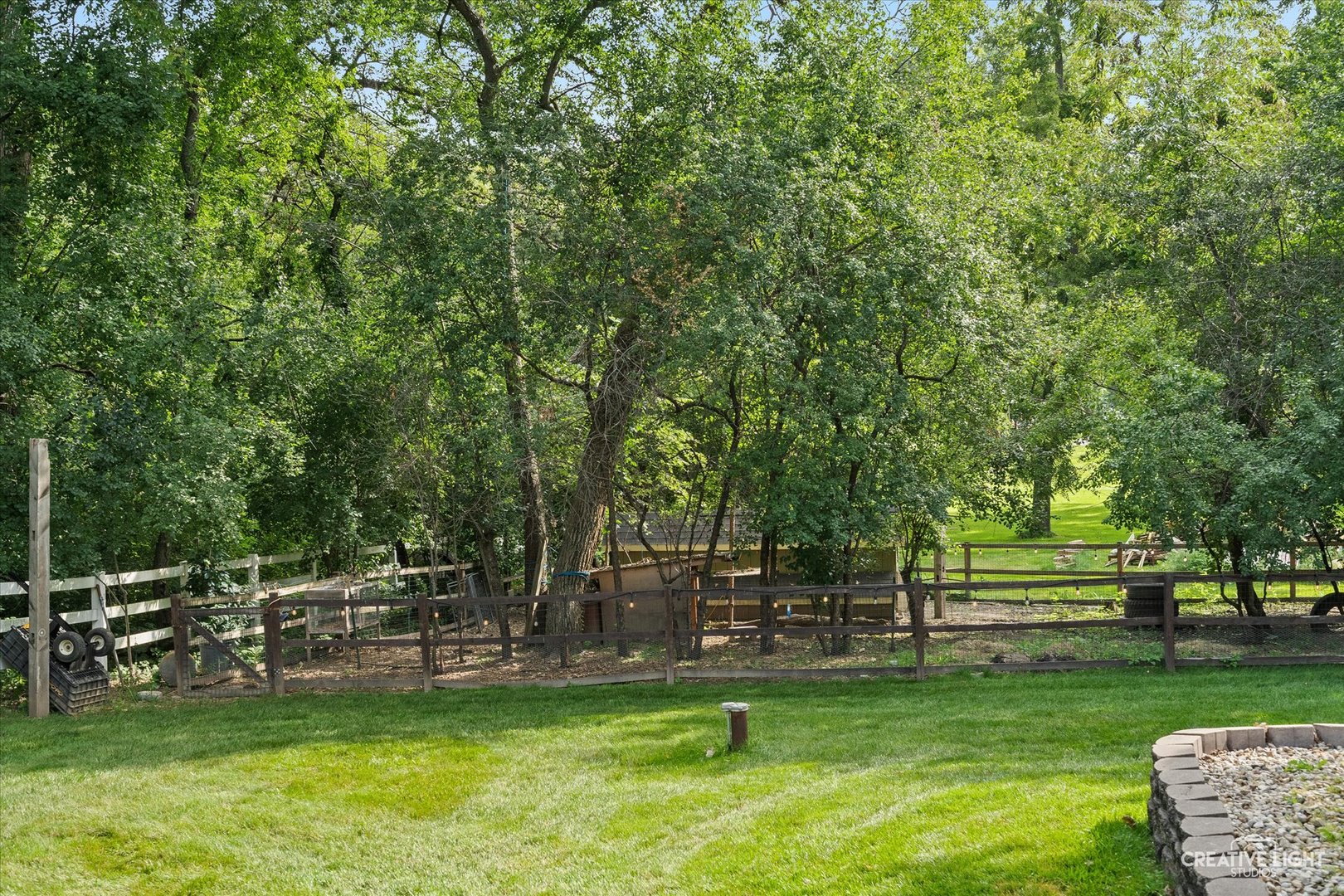 49w194 Deer Ridge Path Property Photo 35