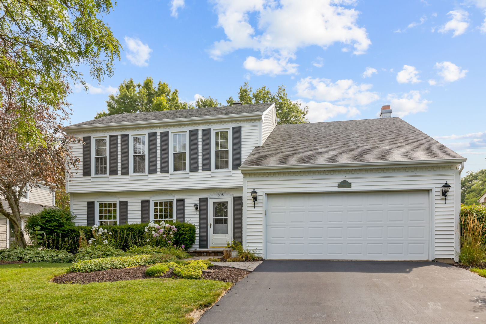 606 Thackeray Lane Property Photo