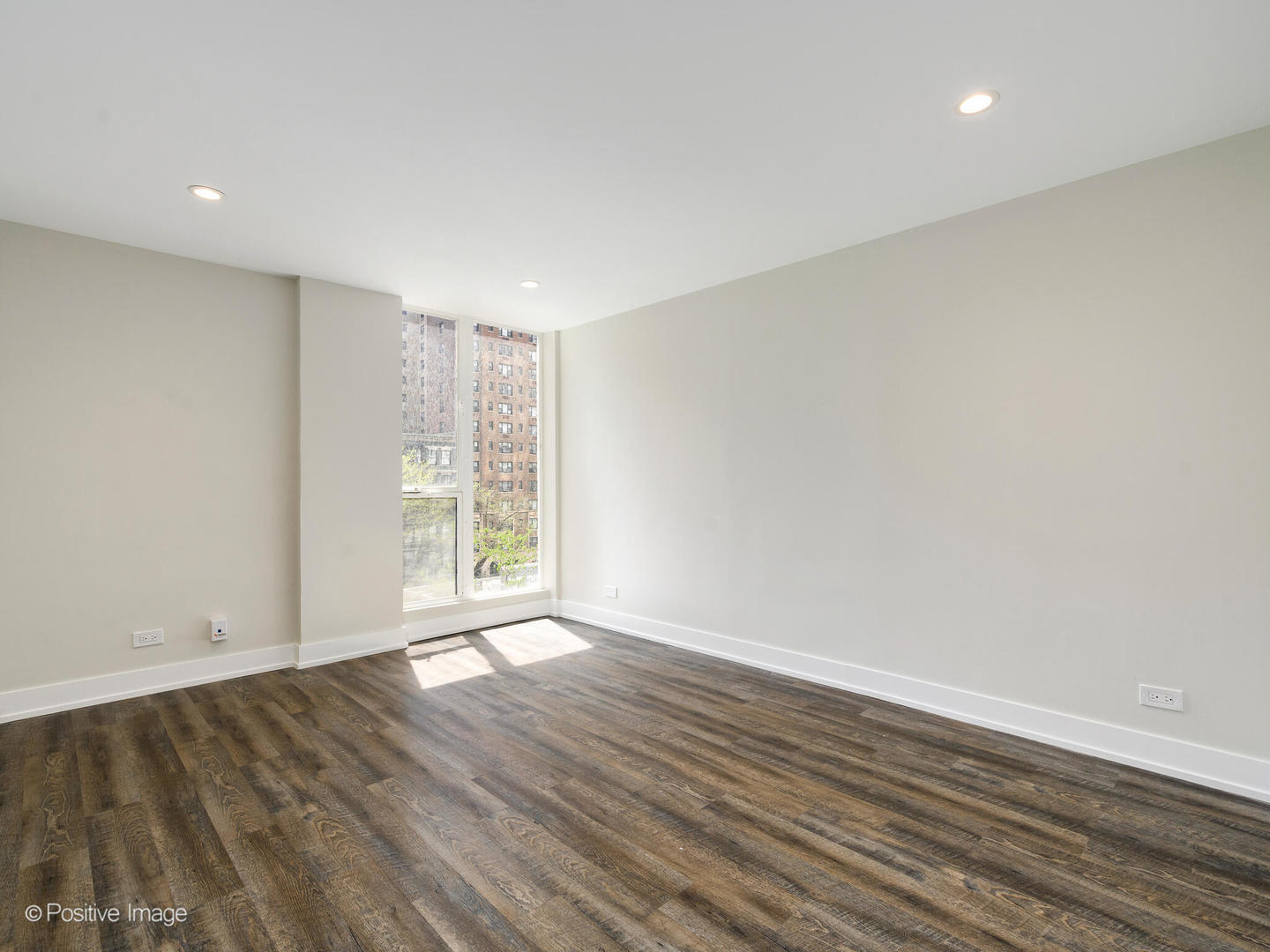 227 E Walton Pl Property Photo 13