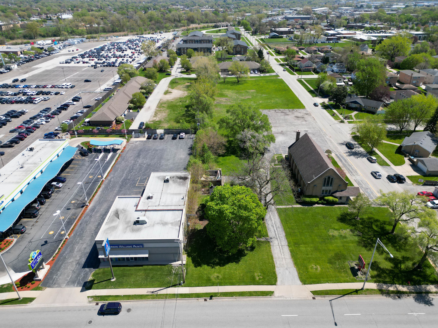 12147 S Cicero Avenue Property Photo 3