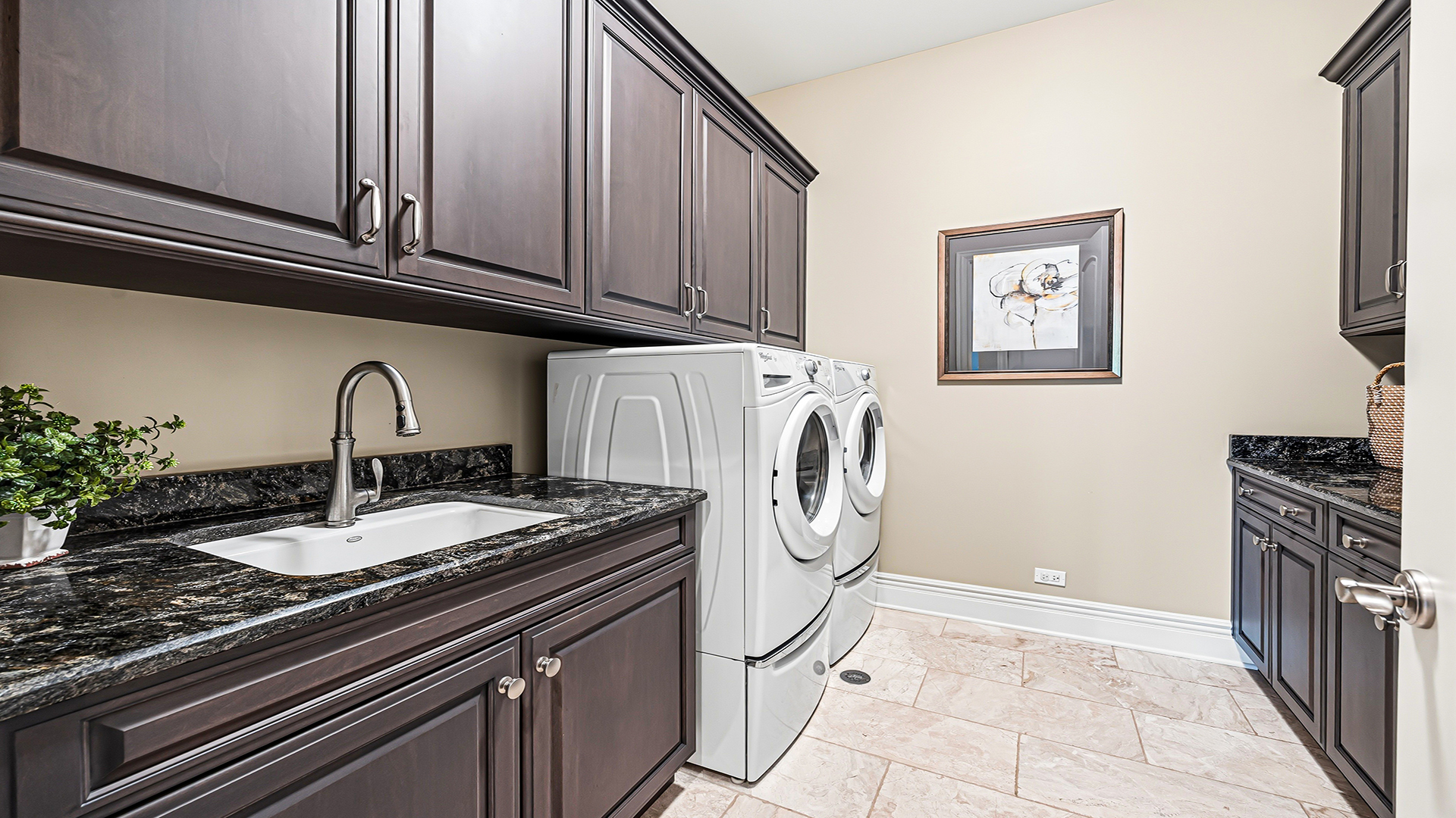 6908 Wildspring Lane Property Photo 35