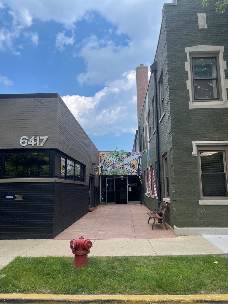 6415-33 N Ravenswood Avenue Property Photo 10