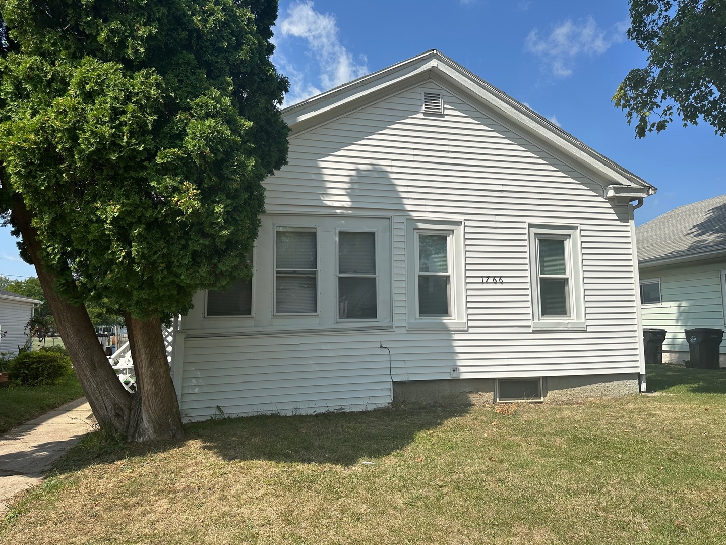 1766 Porter Avenue Property Photo