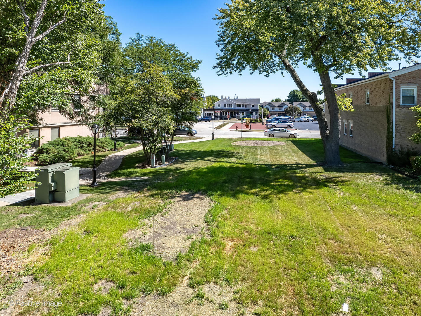 100 S Walnut Street Property Photo 4
