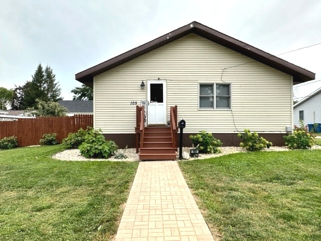 105 5th Street Property Photo